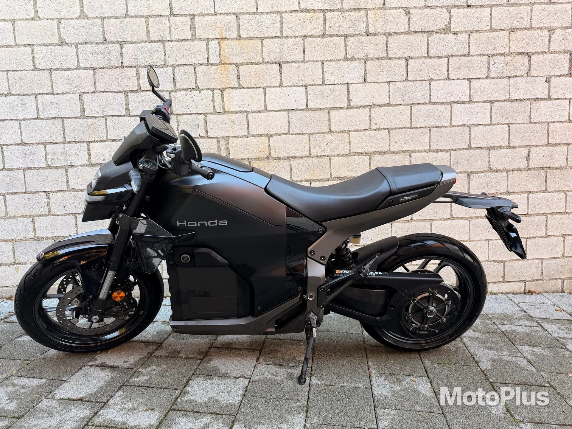 Honda WN7