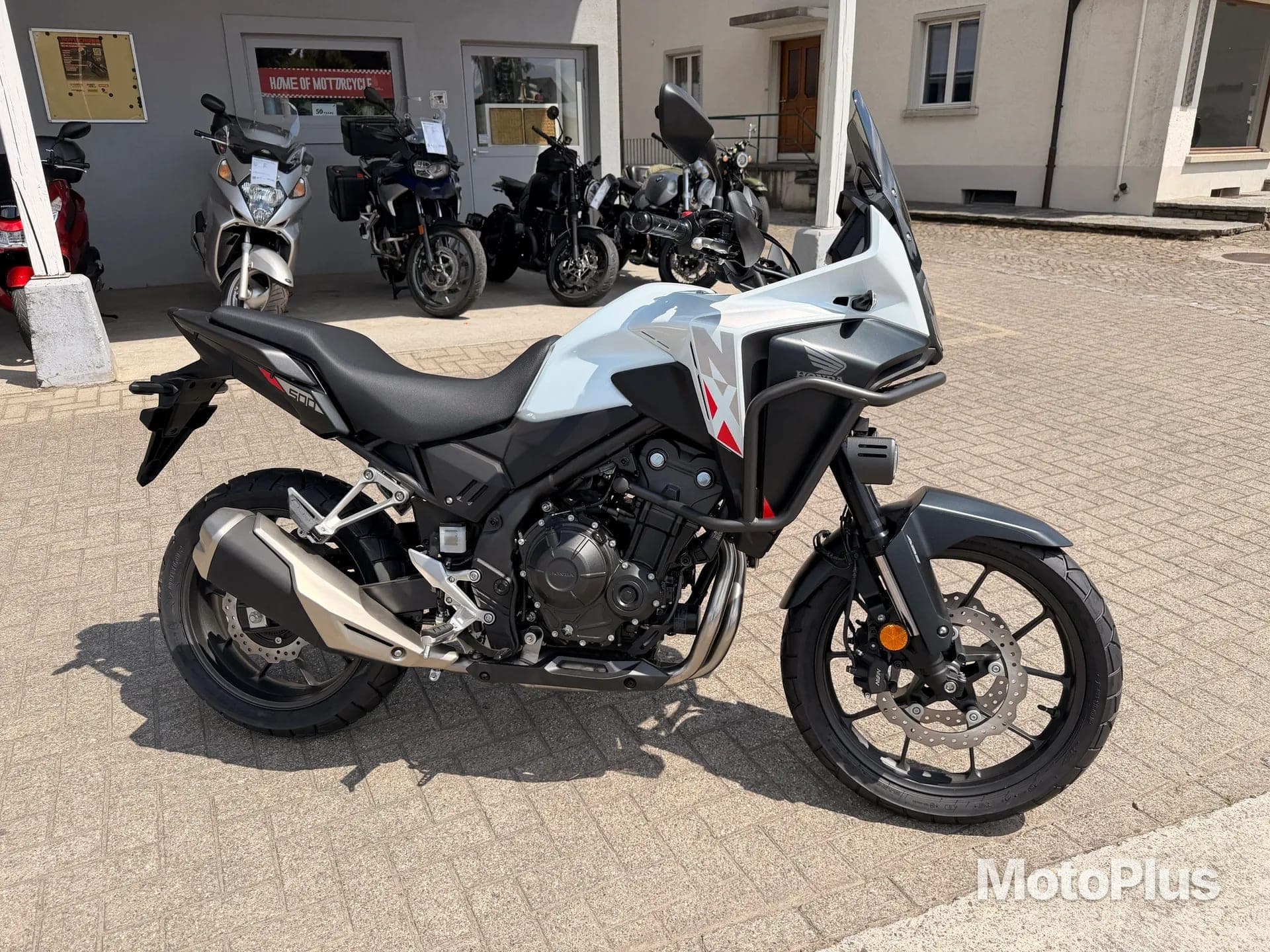 Honda CB500XA