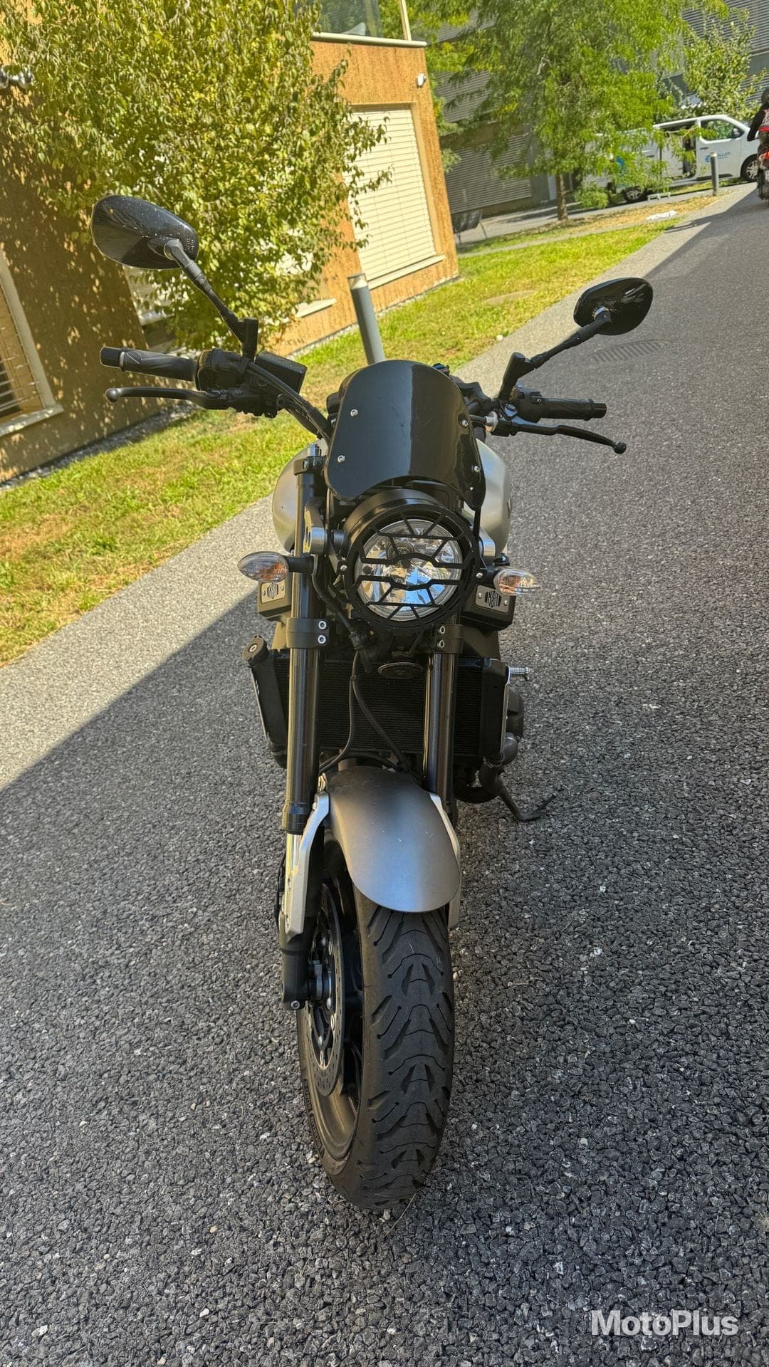 Yamaha XSR900