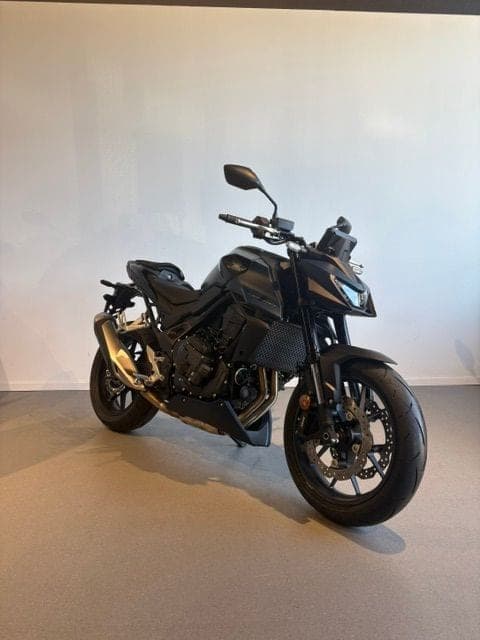 Honda CB 750 Hornet E-clutch