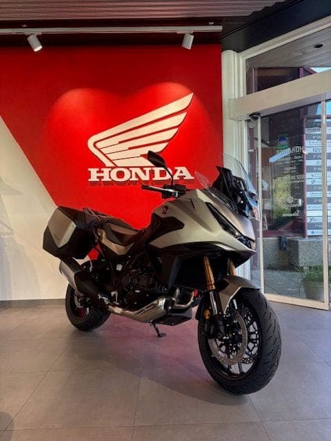 Honda NT1100DE